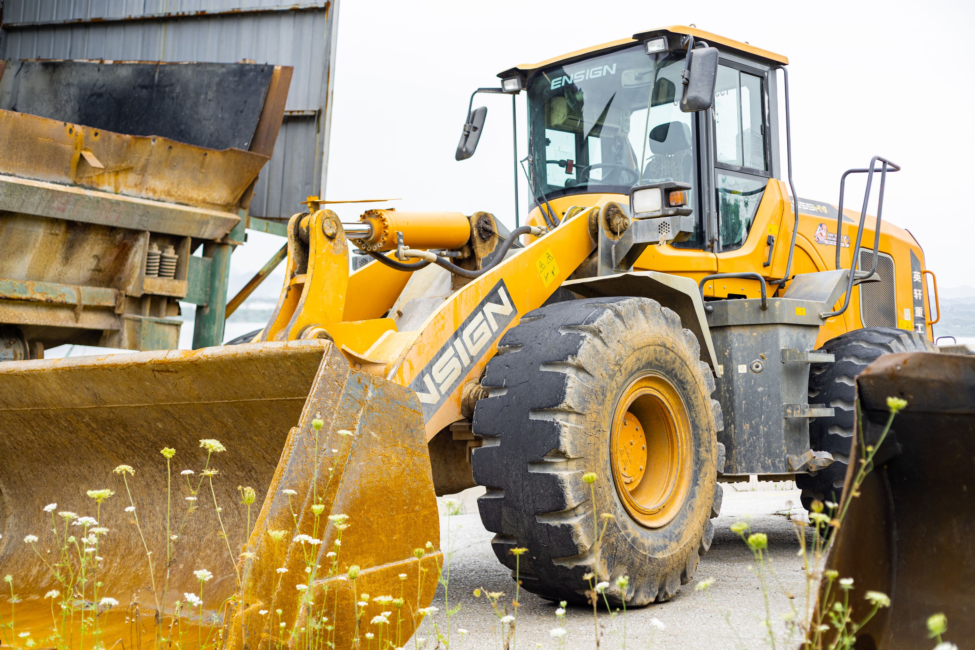 Telehandler positioning material